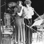 Maria del Mar Bonet i Quico Pi de la Serra durant un dels recitals Corpus al Romea, al Teatre Romea de Barcelona, juny 1979